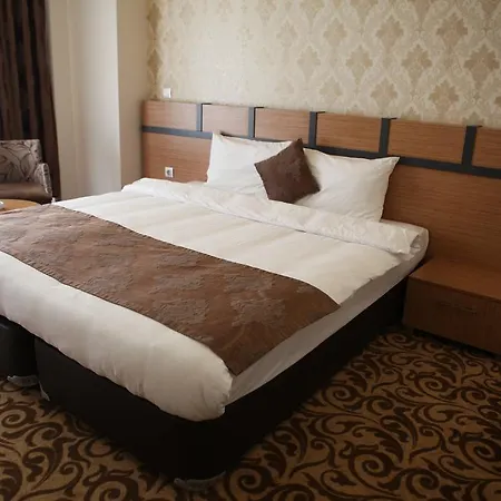 Sor Hotel 3*