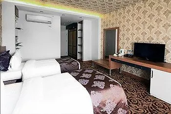 Sor Hotel 3*